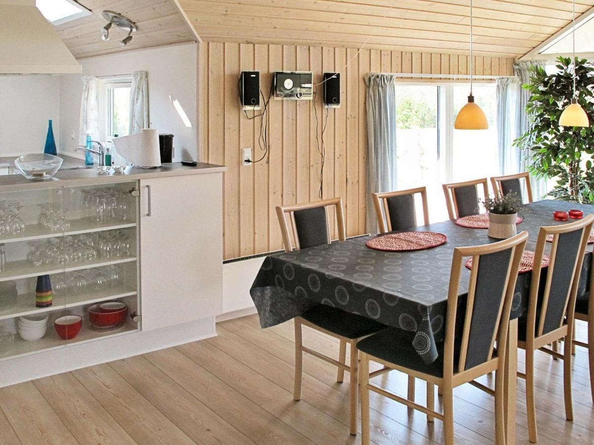 8 Person Holiday Home In V Ggerl Se Bøtø By Exterior foto